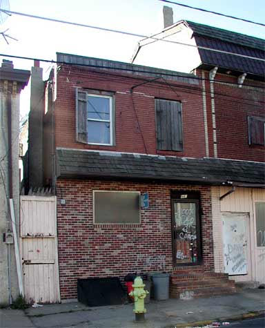 941 South 4th Street (Florentine Grill) — November 9, 2003
