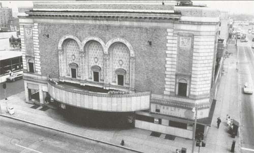 Stanley Theater, 605-607 Market Street, 1966 shortly before demolition