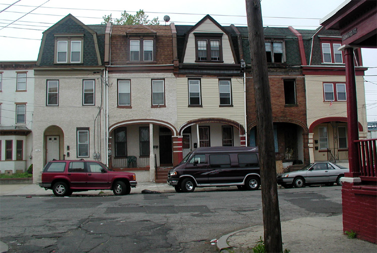 120, 118, 116, 114, 112 State Street — Looking South from Howard Street
