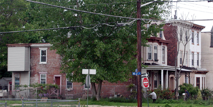 128–126 & 124–122 State Street — Looking West from N 2nd Street
