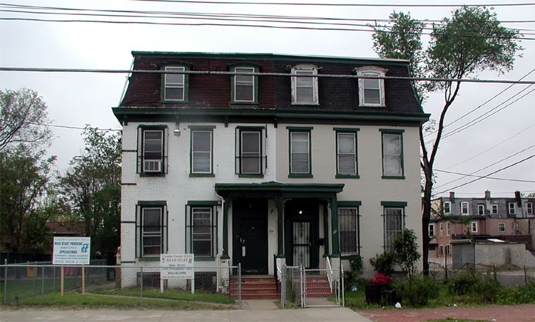 304–302 State Street