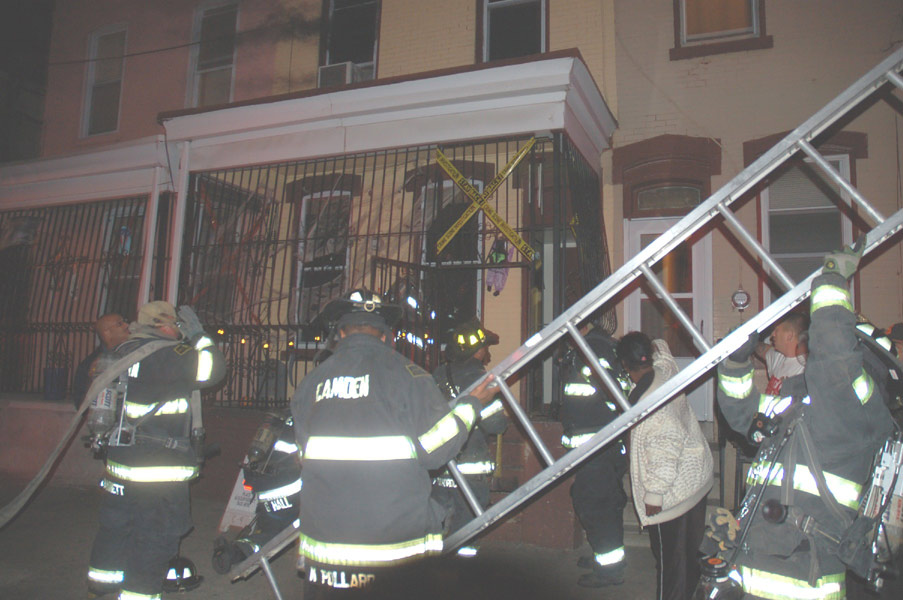 516 Stevens Street — fire photos by Bob Bartosz