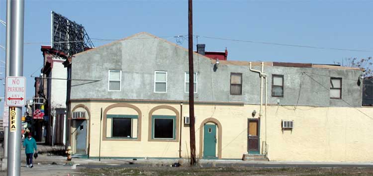 1226 Broadway at Liberty Street — Greenie's Tender Trap / Broadway Beer Garden / buradine's / Bert's Cafe