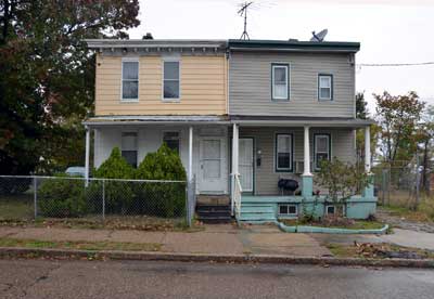 2927 and 2929 Thompson Street, October 27, 2011