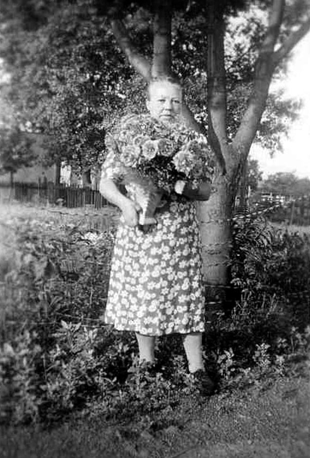 Katie Bittmann with Mother's Day flowers, 1945