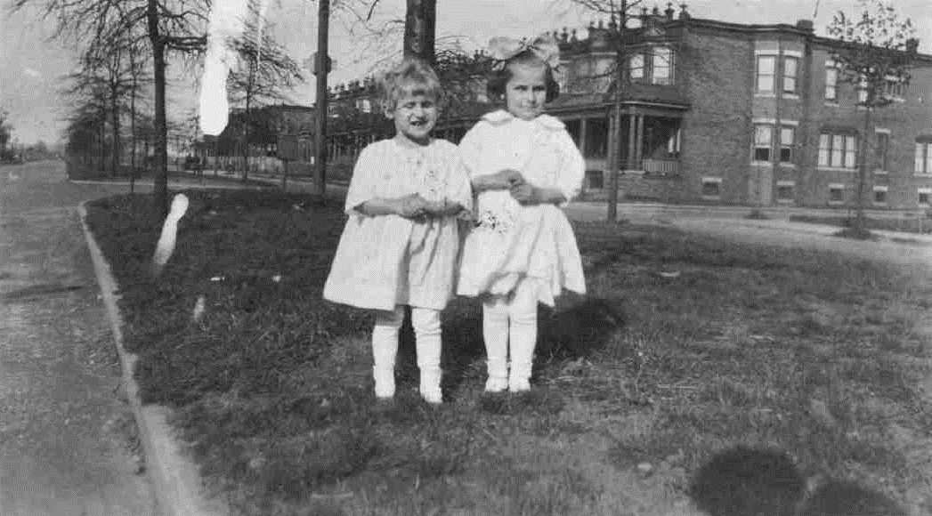 Arabella and Julia Haines on Park Boulevard, Camden, circa 1920