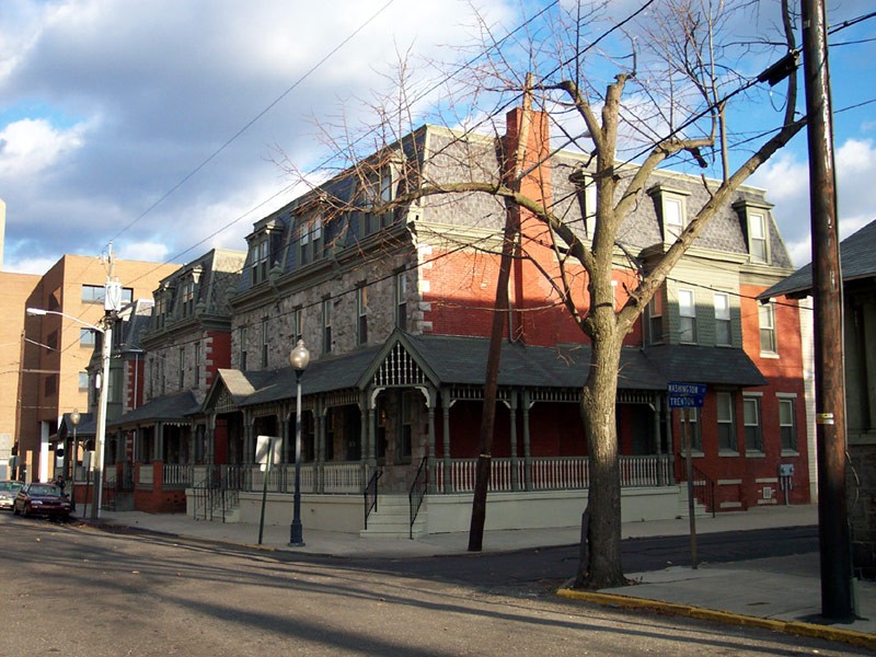 Looking east along Washington Street at Trenton Avenue, December 2005
