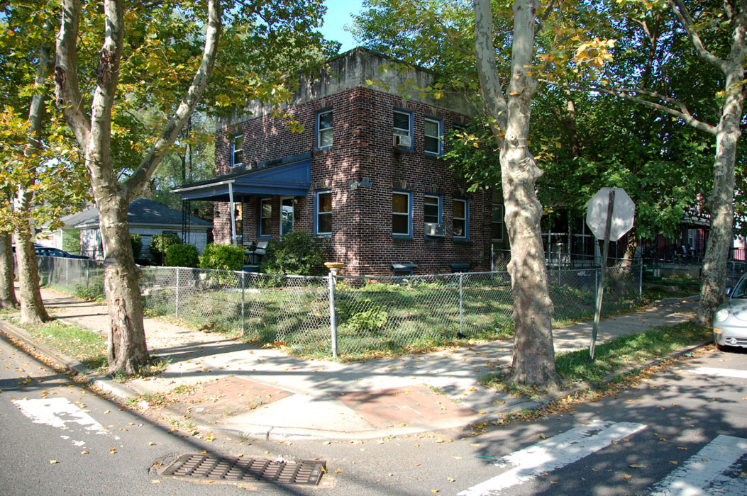 852 Tulip Street, July 2, 2011