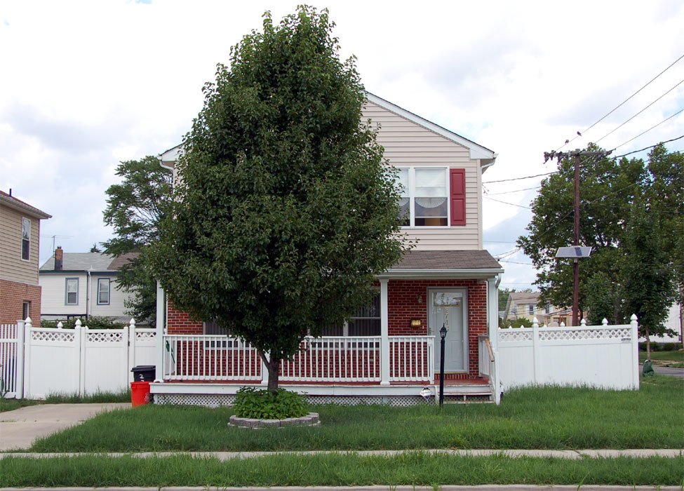 2743 Tyler Avenue, June 25, 2011