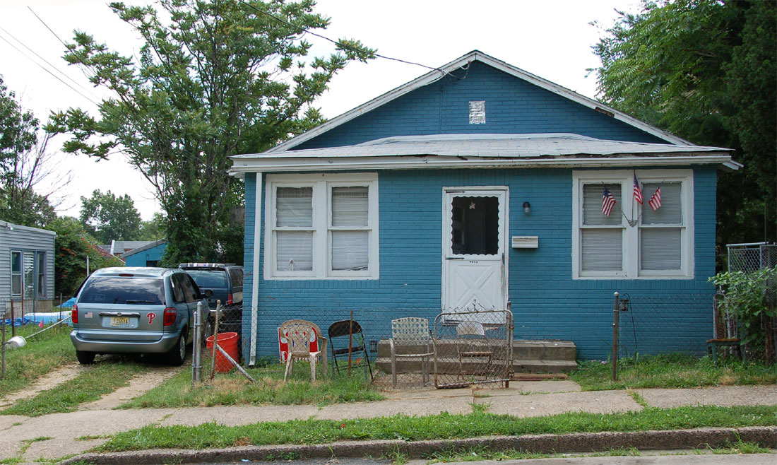2840–2842 Tyler Avenue, June 25, 2011