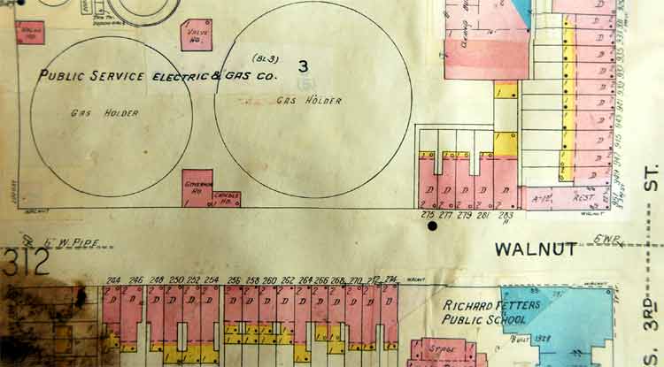 Sanborn fire insurance map showing 244-283 Walnut Street