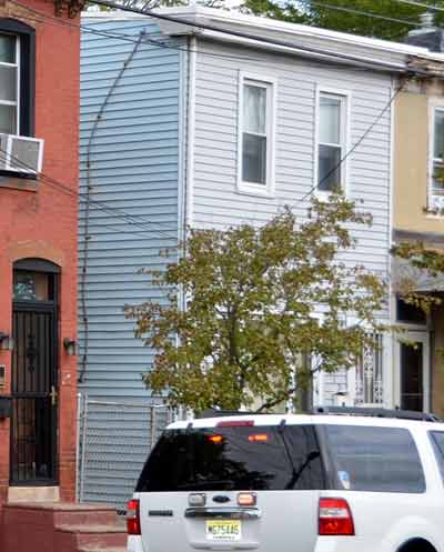 713 Walnut Street, October 3, 2011