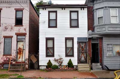 718 Walnut Street, second view, October 3, 2011