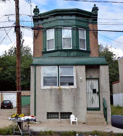 735 Walnut Street, October 3, 2011