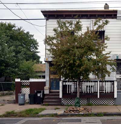 759 Walnut Street, October 3, 2011