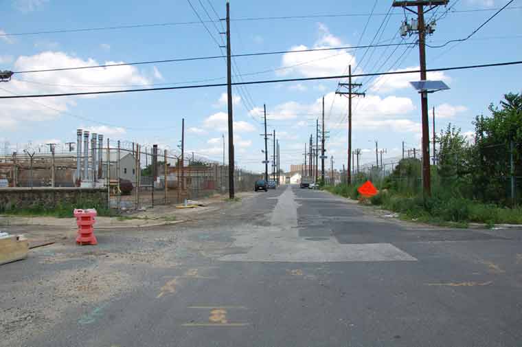 Looking north at the intersection of Locust and Walnut Streets