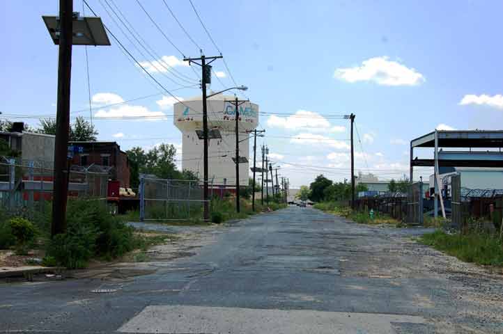 Looking south at the intersection of Locust and Walnut Streets