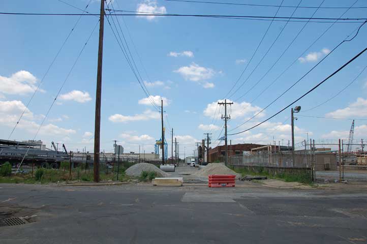 Looking west at the intersection of Locust and Walnut Streets