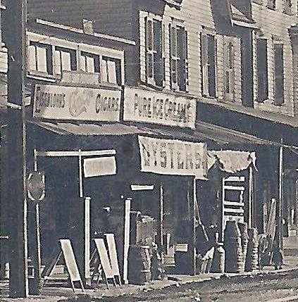 Jonas Shaw at 2611 Westfield Avenue, 1900–1912