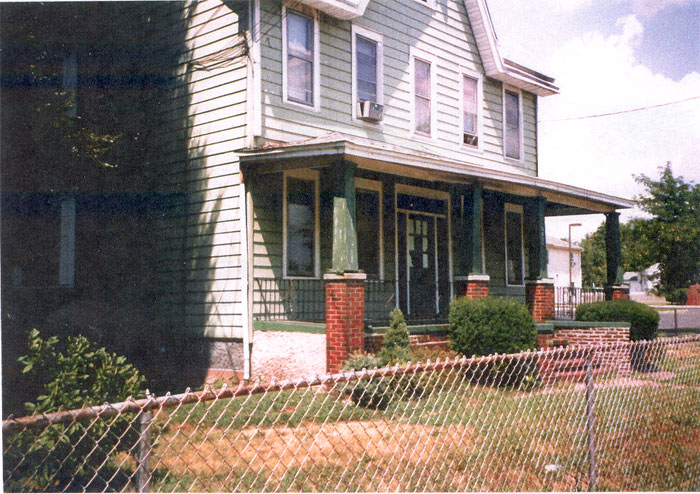 3021 Westfield Avenue, 1999