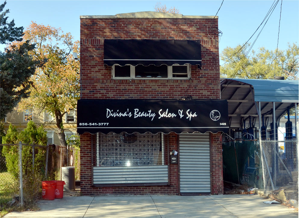 Dianna's Beauty Shop & Spa at 3425 Westfield Avenue, November 1, 2011