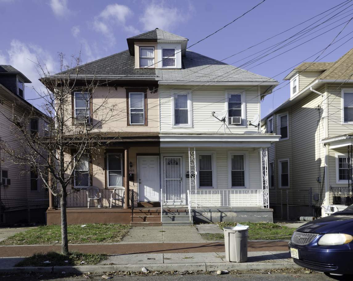4005–4007 Westfield Avenue, December 19, 2012