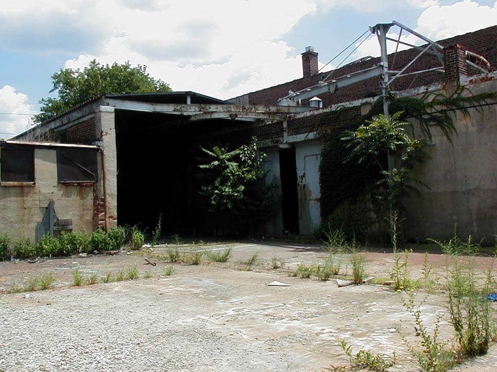 520–522 West Street, view from Henry Street, July 1, 2001