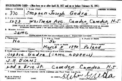 Draft card for Stephen Geda, 1942