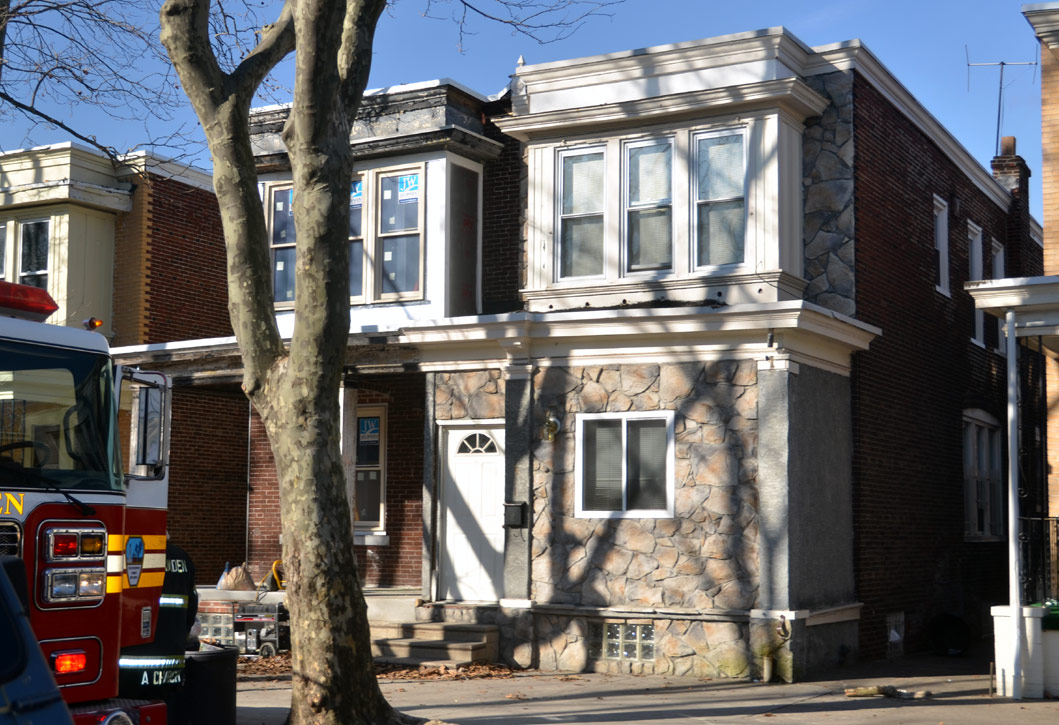 1509–1511 Wildwood Avenue, January 4, 2012