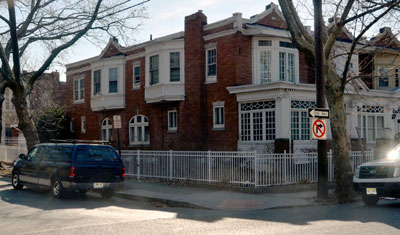 1518–1520 Wildwood Avenue, January 4, 2012