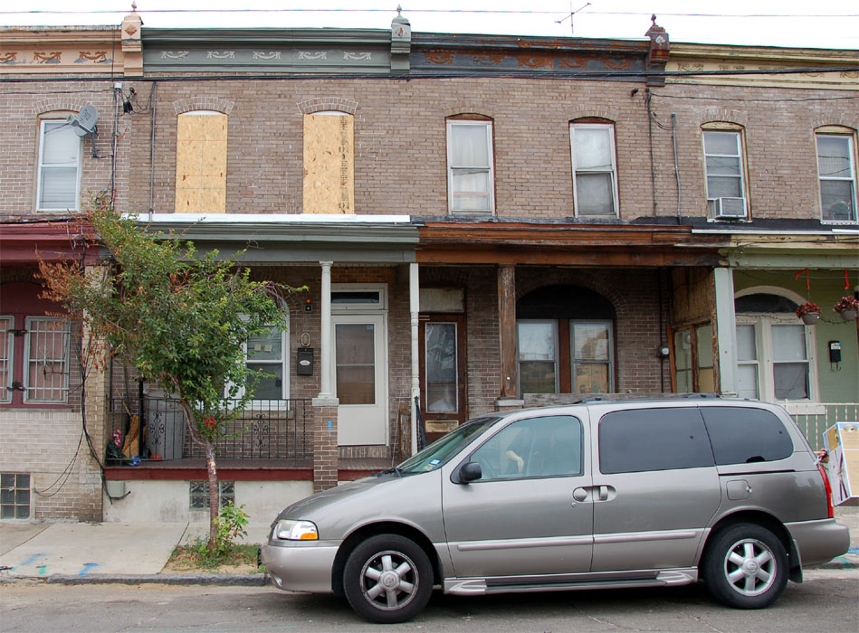 421 and 423 Winslow Street — June 27, 2011
