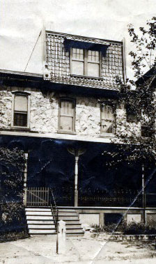 555 York Street, 1911 — Jack and Grace O'Connor in front of their home