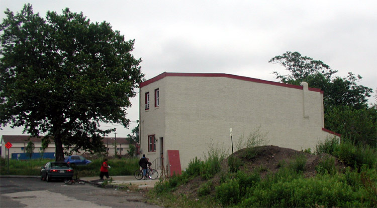 8 York Street — June 6, 2004