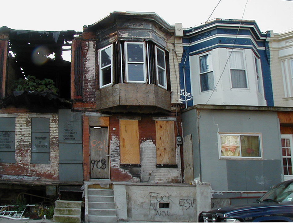 826 York Street — October 23, 2002