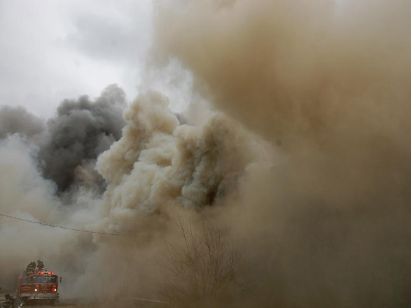 Three-alarm fire at the old Haddon Bindery, Camden, April 6, 2008