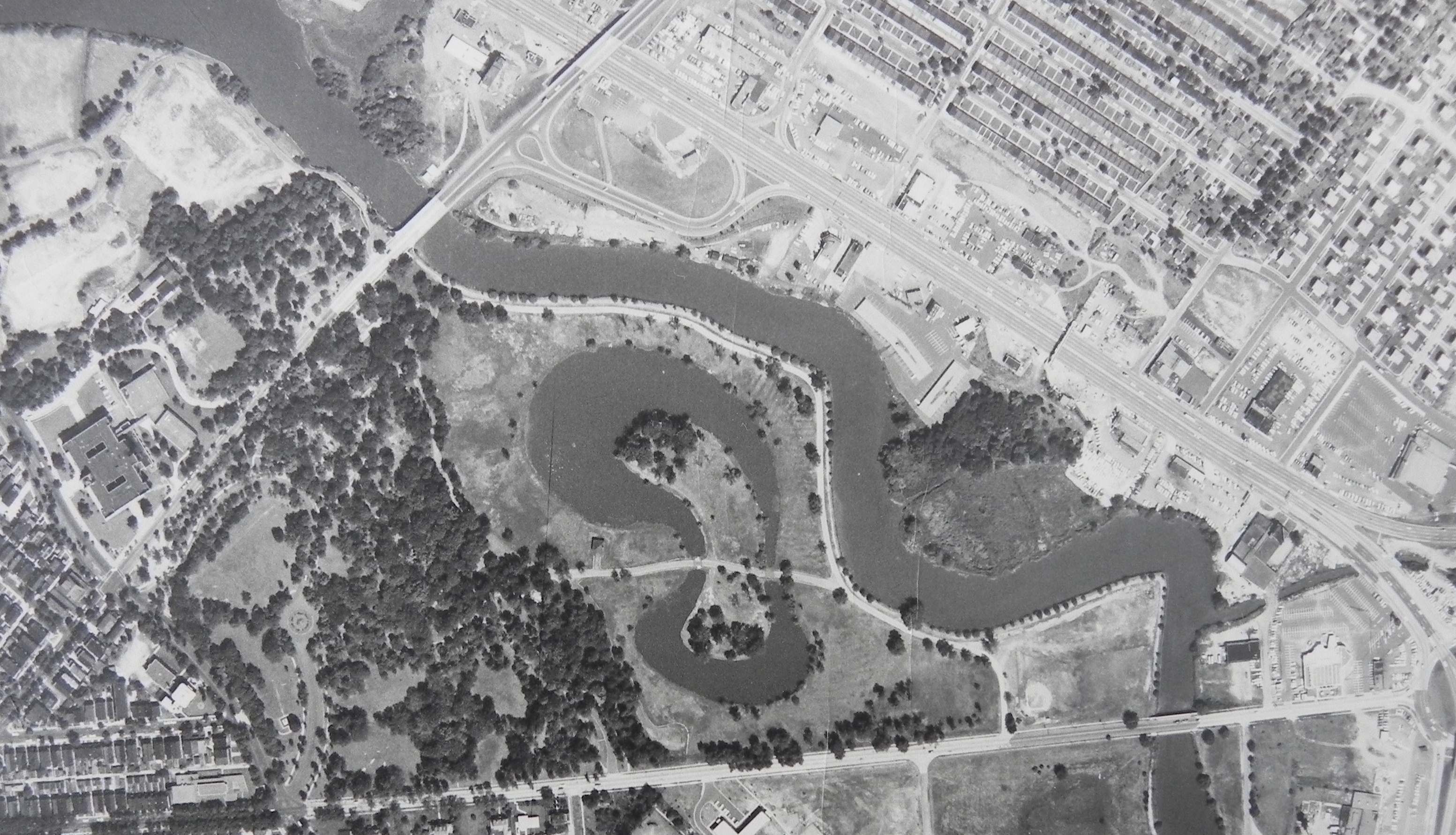 1963 aerial view — Farnham Park and Admiral Wilson Boulevard (1)