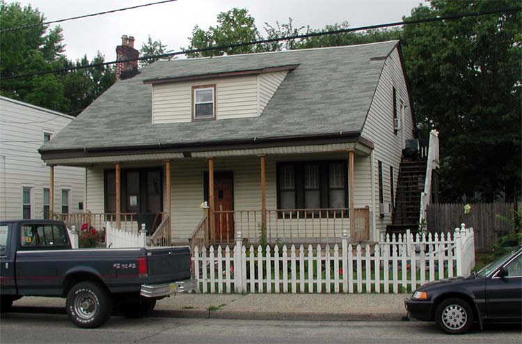 3309 River Road, Camden NJ, home of Frederick von Nieda, June 2003
