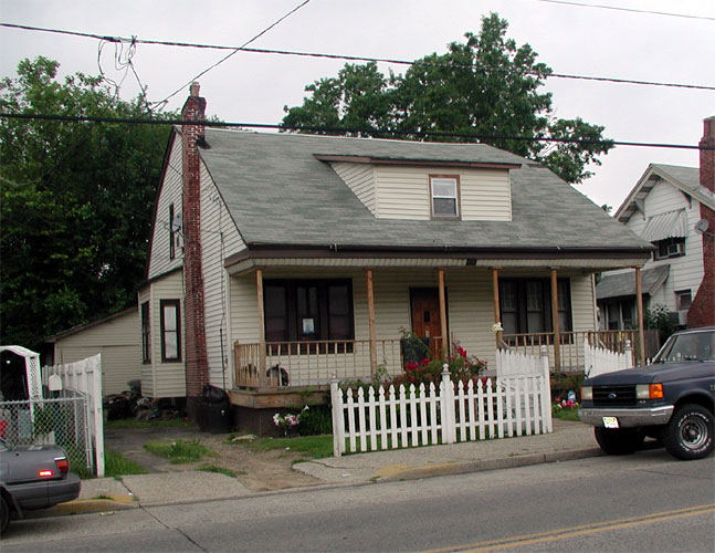 3309 River Road, Camden NJ, home of Frederick von Nieda, June 2003