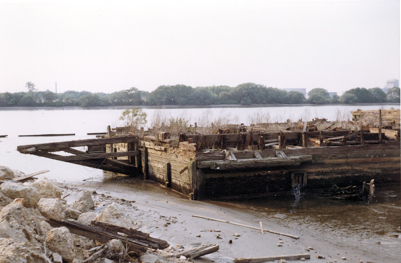 Abandoned barges and tugboats in Cramer Hill