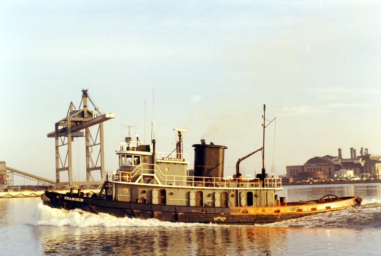SHAMOKIN, a tugboat belonging to Express Marine