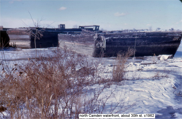 Abandoned barges at the Noecker, Rickenbach, and Ake Shipyard