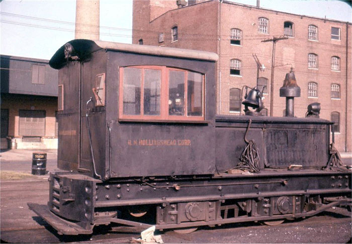 Little switcher belonging to the R.M. Hollingshead factory, Camden