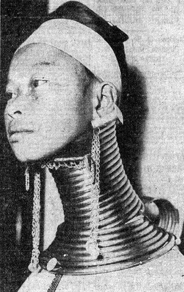 Princess Mu Kaun, Padaung giraffe-neck woman from Burma