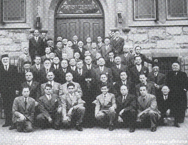 Rabbi Naftali Riff and Study Group, Congregation Sons of Israel, 1944