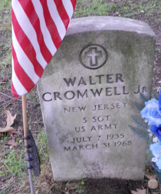 Grave marker of Walter Baker Cromwell Jr., Sunset Memorial Park, Pennsauken, New Jersey