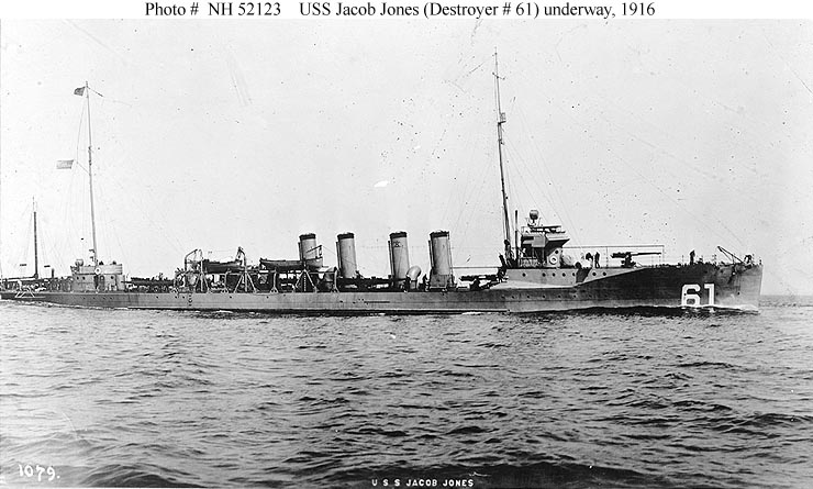USS Jacob Jones (Destroyer #61) underway in 1916