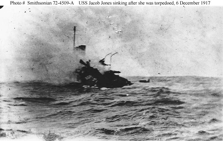 USS Jacob Jones sinking off the Scilly Islands, England, December 6, 1917