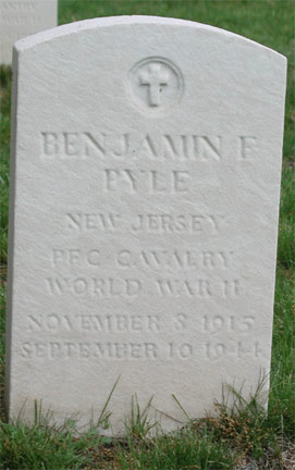 Grave of Benjamin F. Pyle, Beverly National Cemetery