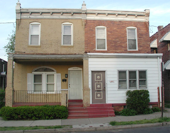Front view of house at 2004 South 10th Street