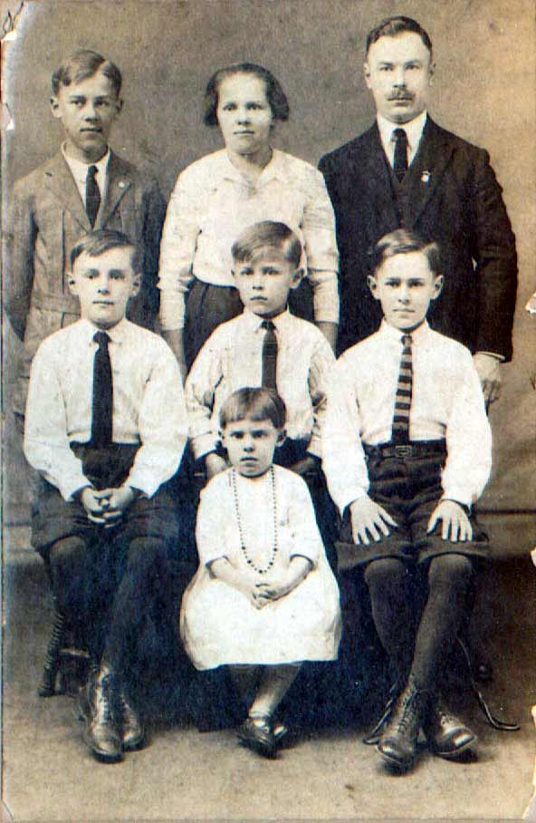 The Yatzus Family, mid 1920s